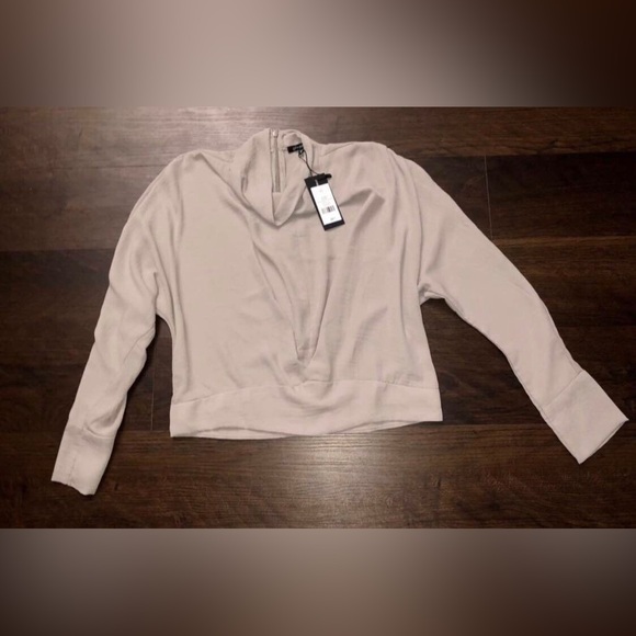 BNWT Dynamite Womens CROPPED MOCK NECK BLOUSE Long Sleeve Draped - XS - Picture 6 of 9